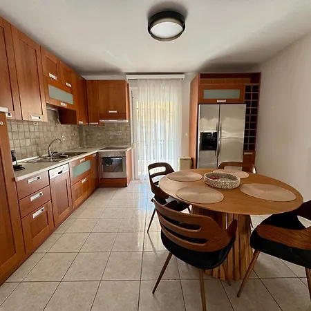 아파트 Soma Premium Living Néa Péramos