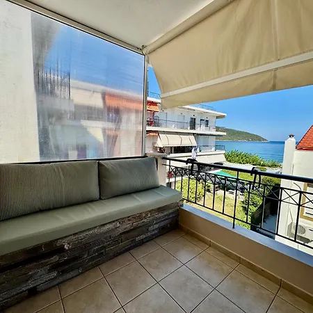 Soma Premium Living * Néa Péramos